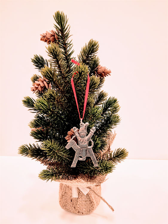 Picture of Norwegian Pewter  Ornament,Tomte on Jul Bok