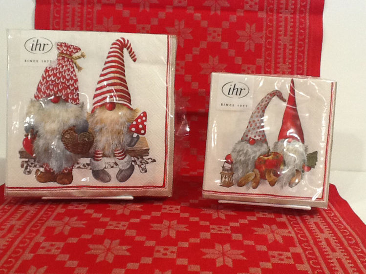 Picture of Paper Napkins,   Gnomes with Apple